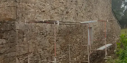 Mars 2026 : pose d'un enduit (photo avant)